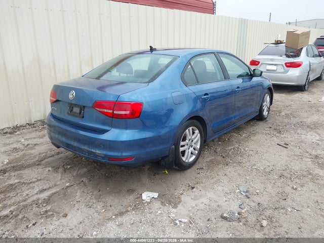 Продажа на аукционе авто 2015 Volkswagen Jetta 2.0l S, vin: 3VW2K7AJ2FM210847, номер лота: 44961223