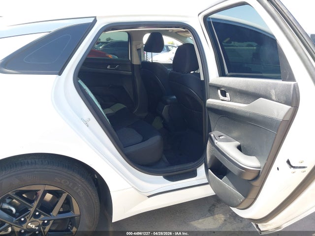 KIA K5 LXS 2025 KNAG24J73S5371216 Image 8