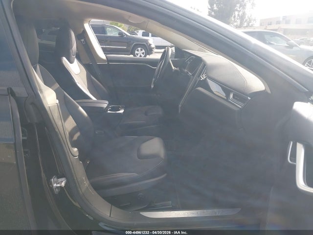 2014 Tesla Model S P85 მანქანა იყიდება აუქციონზე, vin: 5YJSA1H14EFP62605, აუქციონის ნომერი: 44961232