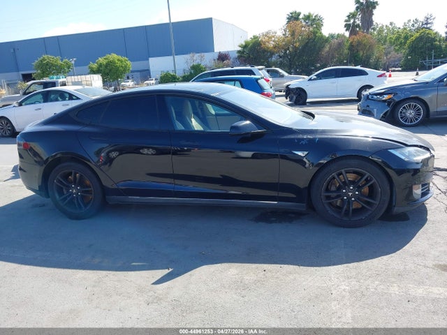 Продаж на аукціоні авто 2014 Tesla Model S P85, vin: 5YJSA1H13EFP61736, номер лоту: 44961253