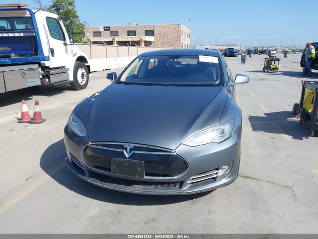 Продаж на аукціоні авто 2014 Tesla Model S P85, vin: 5YJSA1H19EFP33391, номер лоту: 44961258