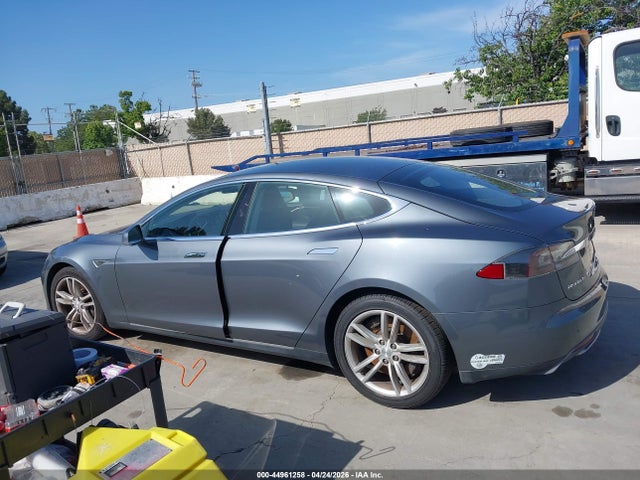 Продаж на аукціоні авто 2014 Tesla Model S P85, vin: 5YJSA1H19EFP33391, номер лоту: 44961258