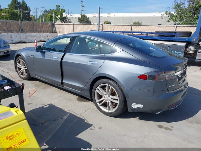 Продаж на аукціоні авто 2014 Tesla Model S P85, vin: 5YJSA1H19EFP33391, номер лоту: 44961258