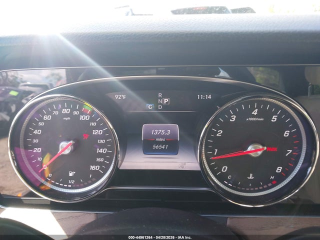 44961264 :رقم المزاد ، WDDZF4KB3HA018287 vin ، 2017 Mercedes-benz E 300 4matic مزاد بيع