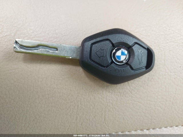 44961272 :رقم المزاد ، WBAEV33495KW19938 vin ، 2005 Bmw 325i مزاد بيع