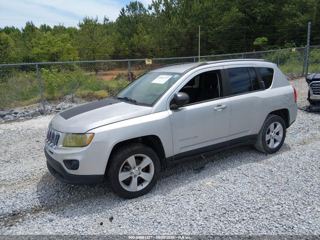 2013 Jeep Compass Latitude მანქანა იყიდება აუქციონზე, vin: 1C4NJCEB7DD197147, აუქციონის ნომერი: 44961327