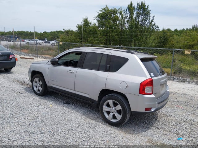 2013 Jeep Compass Latitude მანქანა იყიდება აუქციონზე, vin: 1C4NJCEB7DD197147, აუქციონის ნომერი: 44961327