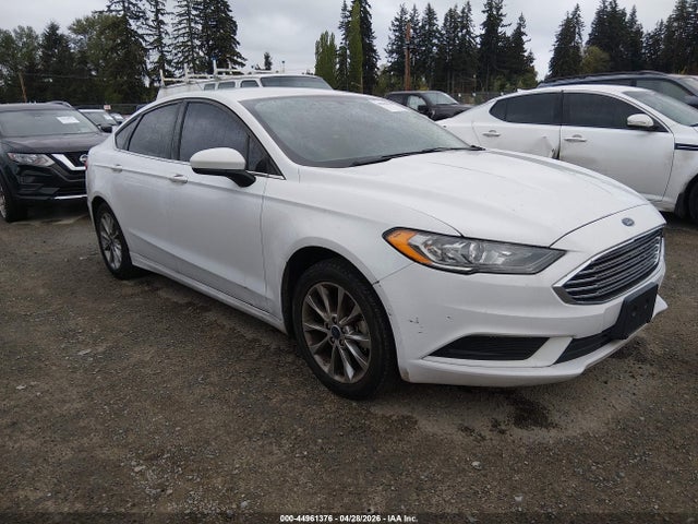 Auction sale of the 2017 Ford Fusion Se, vin: 3FA6P0H72HR356054, lot number: 44961376