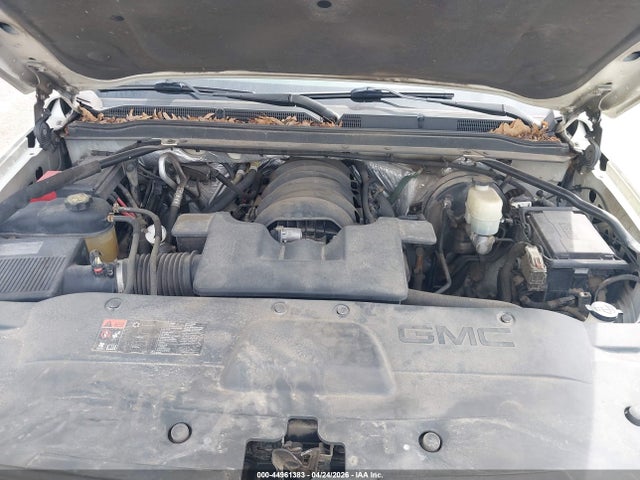 44961383 :رقم المزاد ، 1GKS2HKC1FR137255 vin ، 2015 Gmc Yukon Xl 1500 Slt مزاد بيع