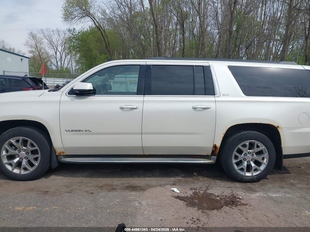 44961383 :رقم المزاد ، 1GKS2HKC1FR137255 vin ، 2015 Gmc Yukon Xl 1500 Slt مزاد بيع