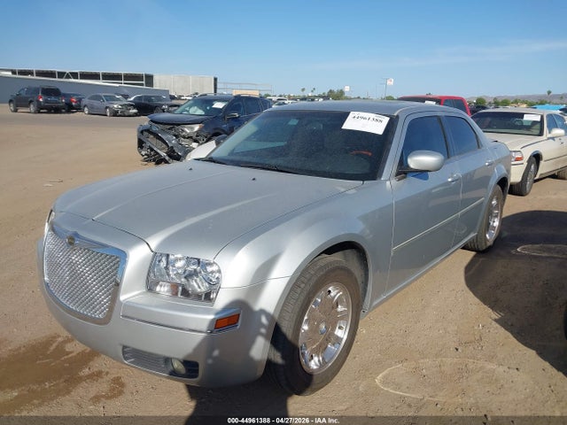 2006 Chrysler 300 Touring მანქანა იყიდება აუქციონზე, vin: 2C3KA53G36H205770, აუქციონის ნომერი: 44961388