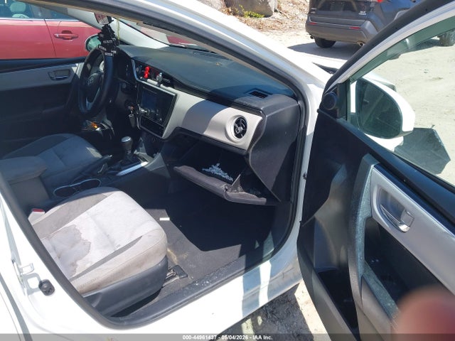 44961437 :رقم المزاد ، 2T1BURHE7KC195220 vin ، 2019 Toyota Corolla Le مزاد بيع