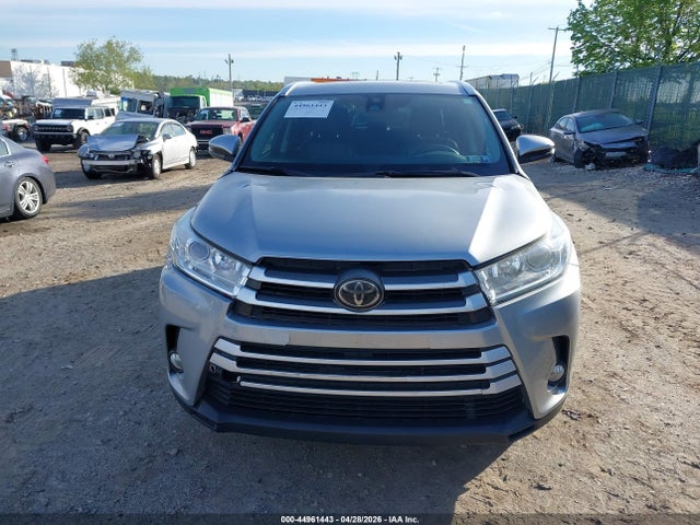 5TDJZRFH1HS403750 Toyota Highlander Xle
