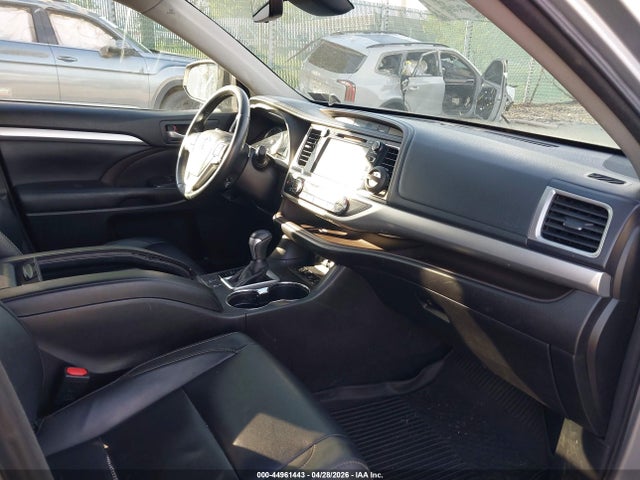 5TDJZRFH1HS403750 Toyota Highlander Xle