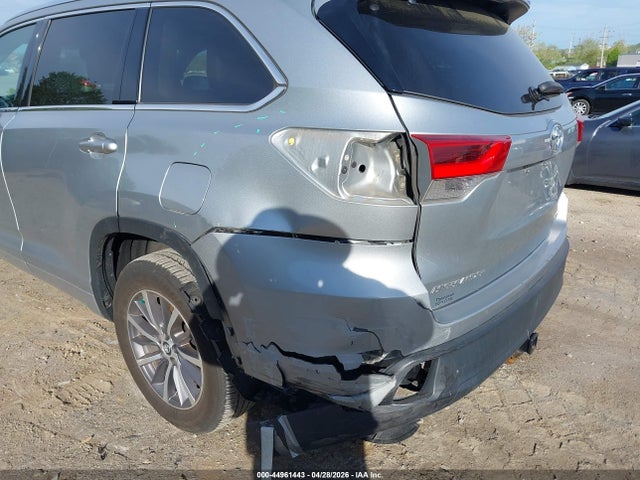 5TDJZRFH1HS403750 Toyota Highlander Xle