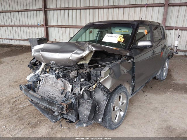 2015 Kia Soul მანქანა იყიდება აუქციონზე, vin: KNDJN2A2XF7147542, აუქციონის ნომერი: 44961461