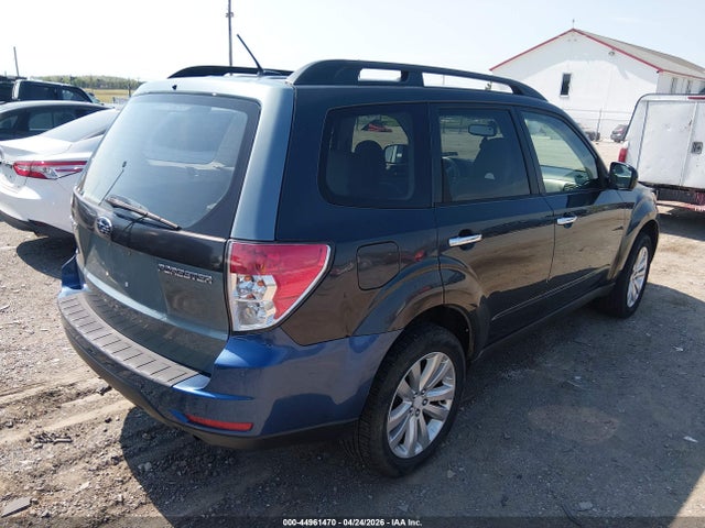 44961470 :رقم المزاد ، JF2SHADC9BH719586 vin ، 2011 Subaru Forester 2.5x Premium مزاد بيع