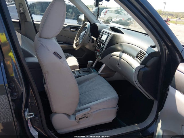 44961470 :رقم المزاد ، JF2SHADC9BH719586 vin ، 2011 Subaru Forester 2.5x Premium مزاد بيع