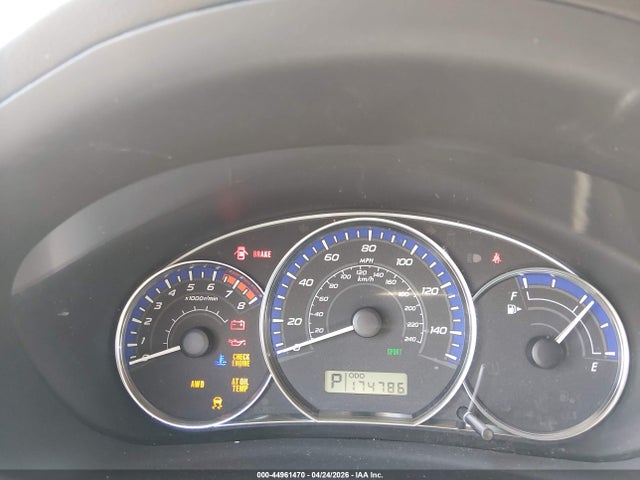 44961470 :رقم المزاد ، JF2SHADC9BH719586 vin ، 2011 Subaru Forester 2.5x Premium مزاد بيع