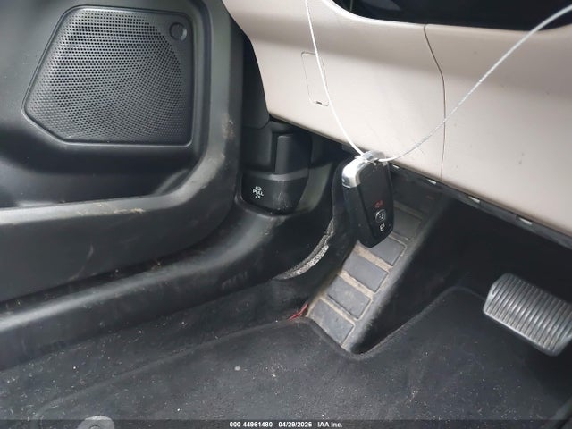 Продаж на аукціоні авто 2020 Ford Escape Se, vin: 1FMCU0G61LUB98429, номер лоту: 44961480