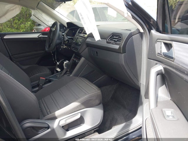 Продажа на аукционе авто 2023 Volkswagen Tiguan 2.0t S, vin: 3VVRB7AX2PM063289, номер лота: 44961482