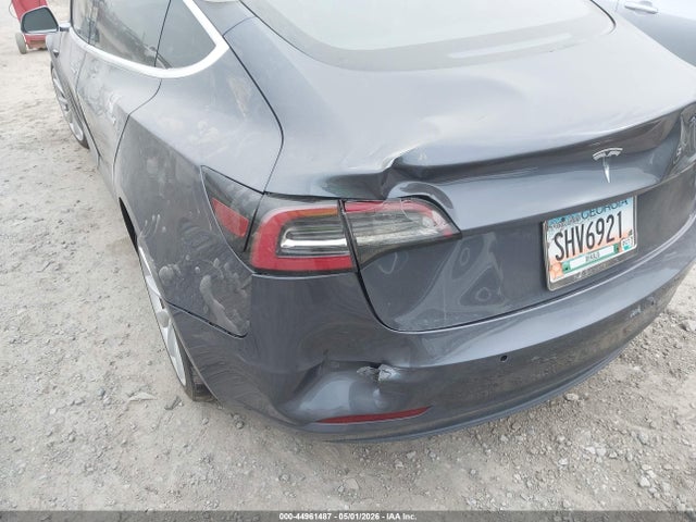 Продаж на аукціоні авто 2018 Tesla Model 3 Long Range/mid Range, vin: 5YJ3E1EA0JF015073, номер лоту: 44961487