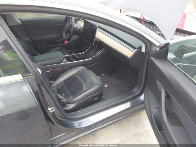 Продаж на аукціоні авто 2018 Tesla Model 3 Long Range/mid Range, vin: 5YJ3E1EA0JF015073, номер лоту: 44961487