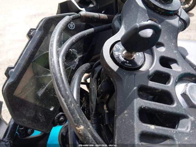 Yamaha Yzfr3 A 2021 MH3RH18Y3MK005463 Image 11