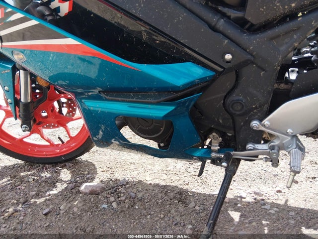Yamaha Yzfr3 A 2021 MH3RH18Y3MK005463 Image 9