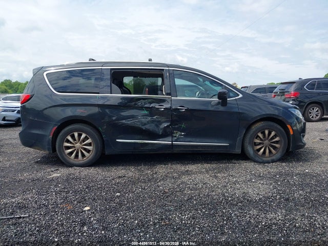 2018 Chrysler Pacifica Touring L მანქანა იყიდება აუქციონზე, vin: 2C4RC1BG2JR277349, აუქციონის ნომერი: 44961513