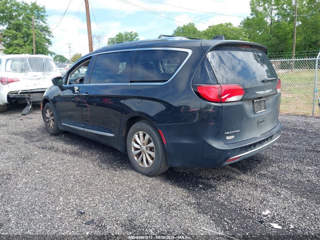 2018 Chrysler Pacifica Touring L მანქანა იყიდება აუქციონზე, vin: 2C4RC1BG2JR277349, აუქციონის ნომერი: 44961513