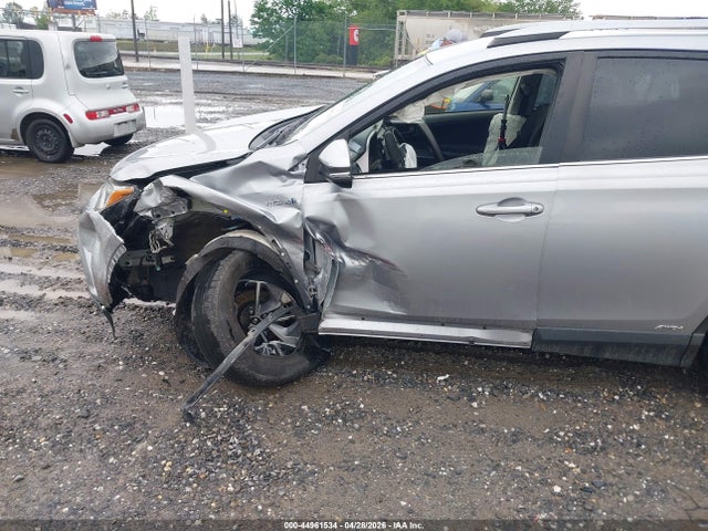 JTMRJREV8JD216668 Toyota Rav4 Hybrid Le