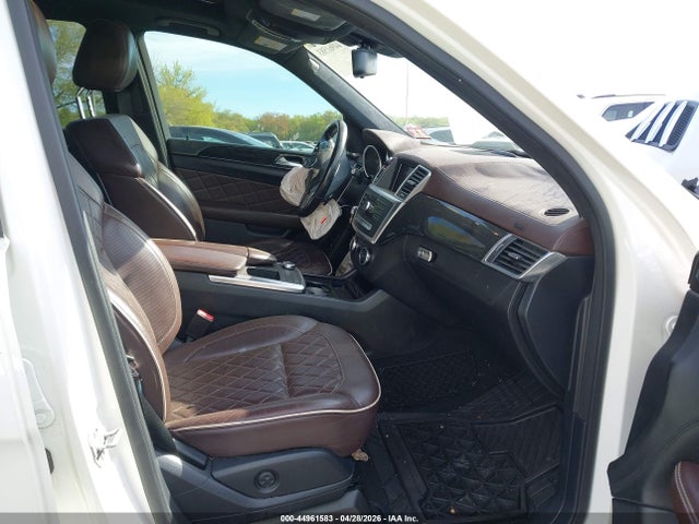 44961583 :رقم المزاد ، 4JGDF6EE0GA688461 vin ، 2016 Mercedes-benz Gl 450 4matic مزاد بيع
