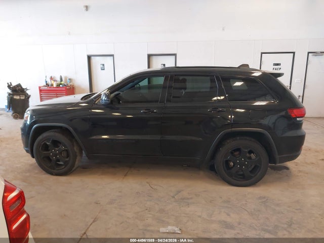 Продаж на аукціоні авто 2018 Jeep Grand Cherokee Upland 4x4, vin: 1C4RJFAGXJC361254, номер лоту: 44961589