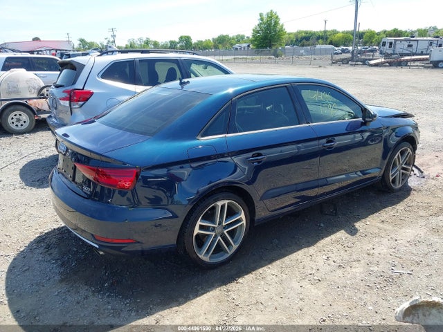Продаж на аукціоні авто 2018 Audi A3 2.0t Premium/2.0t Tech Premium, vin: WAUB8GFFXJ1061564, номер лоту: 44961590