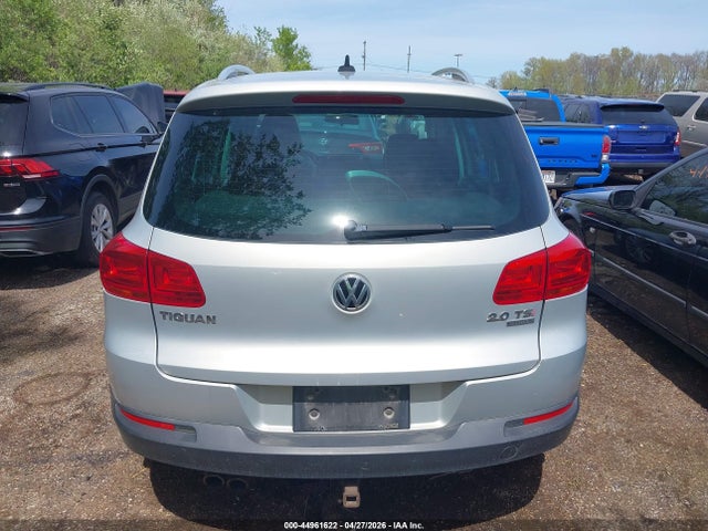 Продажа на аукционе авто 2012 Volkswagen Tiguan Se, vin: WVGBV7AX6CW571486, номер лота: 44961622