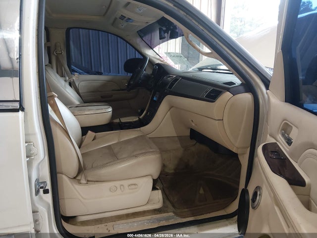 Продаж на аукціоні авто 2007 Cadillac Escalade Esv Standard, vin: 1GYFK66837R264883, номер лоту: 44961626