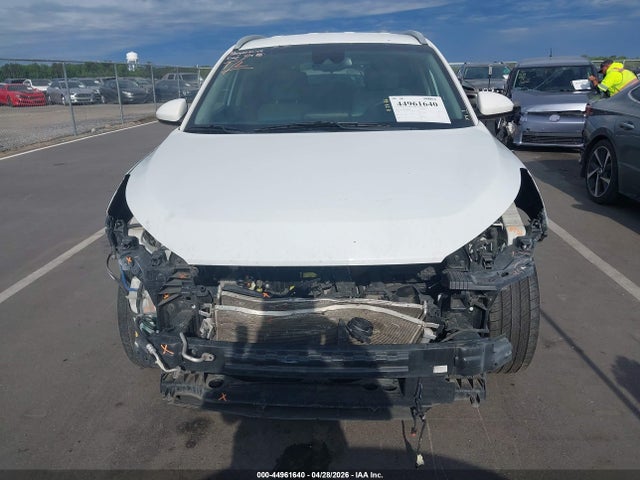 44961640 :رقم المزاد ، KM8J33AL7KU980243 vin ، 2019 Hyundai Tucson Sel مزاد بيع