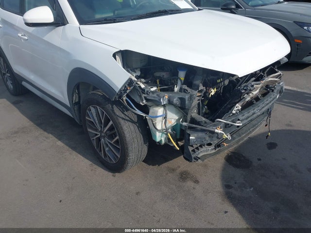 44961640 :رقم المزاد ، KM8J33AL7KU980243 vin ، 2019 Hyundai Tucson Sel مزاد بيع