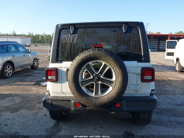 Продажа на аукционе авто 2022 Jeep Wrangler Unlimited Sahara 4x4, vin: 1C4HJXEN5NW120717, номер лота: 44961644