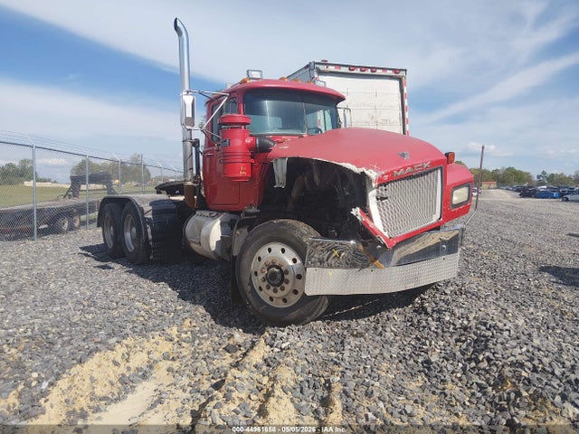 Aukcja sprzedaży 1997 Mack 600 Rd600, vin: 1M2P267C4VM033025, numer aukcji: 44961658