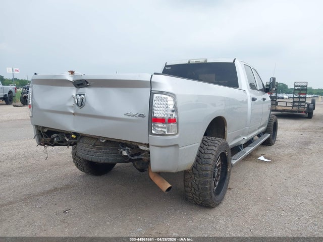 2018 Ram 3500 Tradesman  4x4 8' Box მანქანა იყიდება აუქციონზე, vin: 3C63R3GJ4JG361366, აუქციონის ნომერი: 44961661