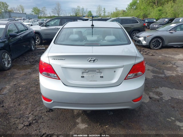 Продаж на аукціоні авто 2015 Hyundai Accent Gls, vin: KMHCT4AE8FU918775, номер лоту: 44961669