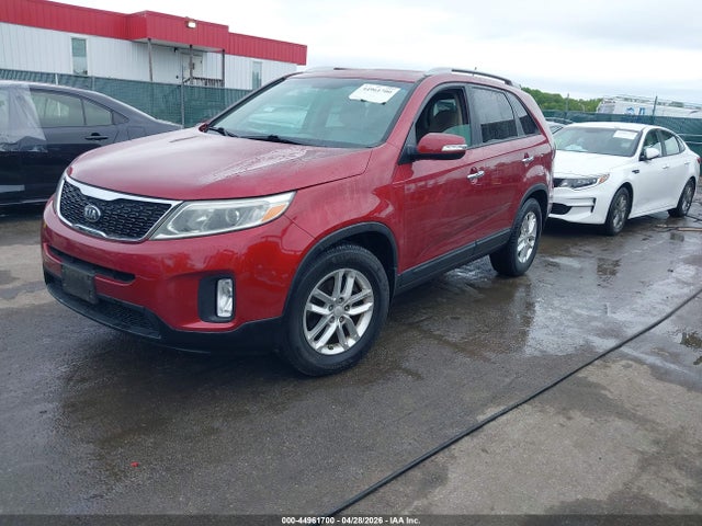 Продаж на аукціоні авто 2015 Kia Sorento Lx, vin: 5XYKT3A66FG615319, номер лоту: 44961700