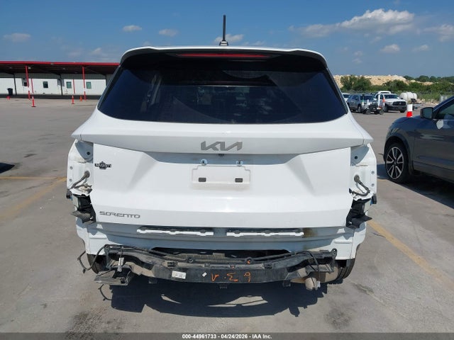 Продажа на аукционе авто 2023 Kia Sorento Lx, vin: 5XYRG4LC2PG211415, номер лота: 44961733