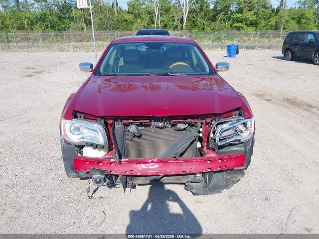 2014 Chrysler 300c მანქანა იყიდება აუქციონზე, vin: 2C3CCAEG1EH249124, აუქციონის ნომერი: 44961741