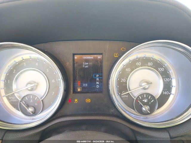 2014 Chrysler 300c მანქანა იყიდება აუქციონზე, vin: 2C3CCAEG1EH249124, აუქციონის ნომერი: 44961741