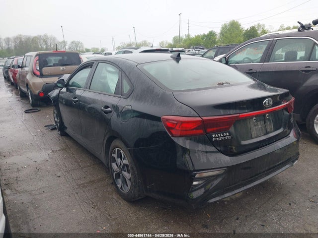2019 Kia Forte Lxs მანქანა იყიდება აუქციონზე, vin: 3KPF24AD5KE083058, აუქციონის ნომერი: 44961744