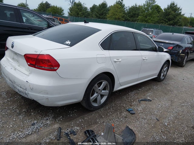 Aukcja sprzedaży 2013 Volkswagen Passat 2.5l Se, vin: 1VWBP7A30DC047732, numer aukcji: 44961755