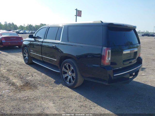 2017 Gmc Yukon Xl Denali მანქანა იყიდება აუქციონზე, vin: 1GKS2HKJ7HR229259, აუქციონის ნომერი: 44961760